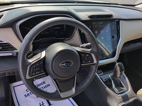 Used 2025 Subaru Outback Limited AWD/4WD image 12