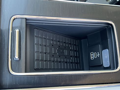 New 2025 Lincoln Aviator Reserve image 24