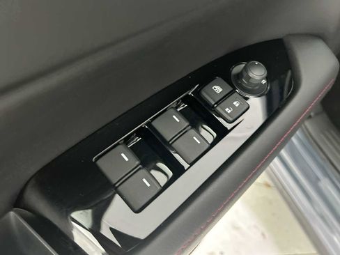 Used 2023 MAZDA CX-5 Carbon Edition image 15