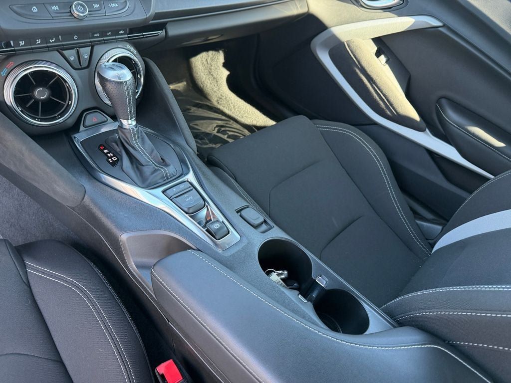 Used 2023 Chevrolet Camaro SS w/ Design Package 3 RWD image 18