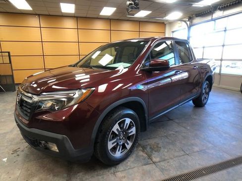 Used 2017 Honda Ridgeline RTL-T image 3