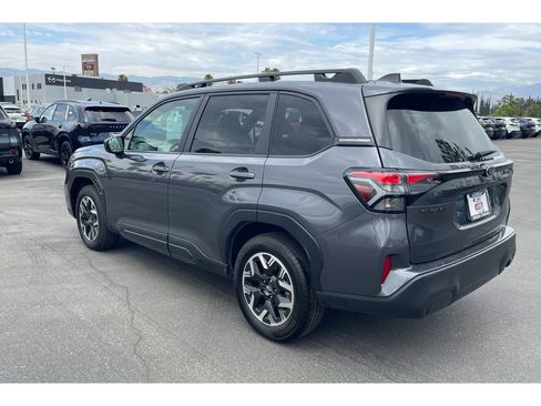 Certified 2026 Subaru Forester Premium AWD/4WD image 3