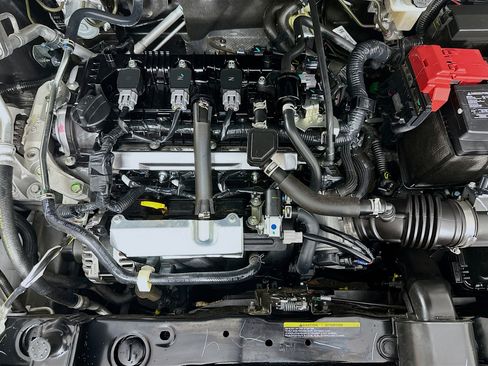 Used 2024 Nissan Kicks SV image 31