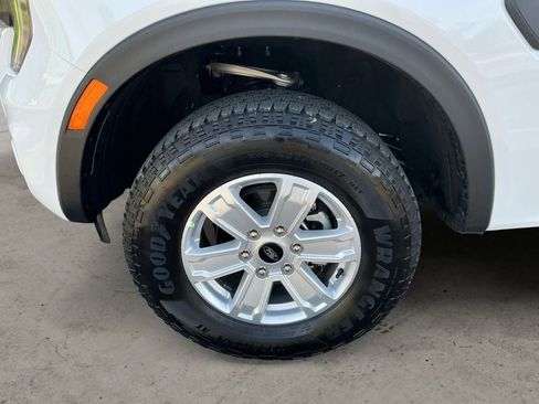 Used 2025 Ford Ranger XL RWD image 14