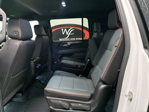 New 2026 GMC Yukon XL AT4 w/ LPO, Floor Liner Package AWD/4WD image 12