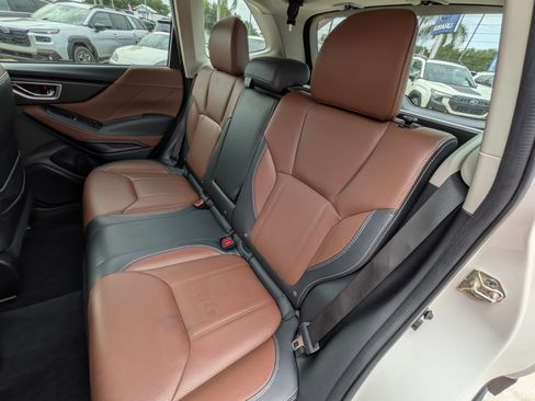 Certified 2022 Subaru Forester Touring AWD/4WD image 14