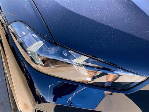 New 2026 BMW X5 xDrive40i w/ M Sport Package image 13