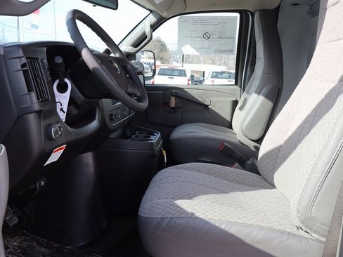 New 2026 Chevrolet Express 3500 w/ Power Convenience Package image 6