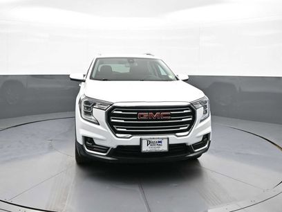 Used 2022 GMC Terrain SLT w/ Infotainment Package II
