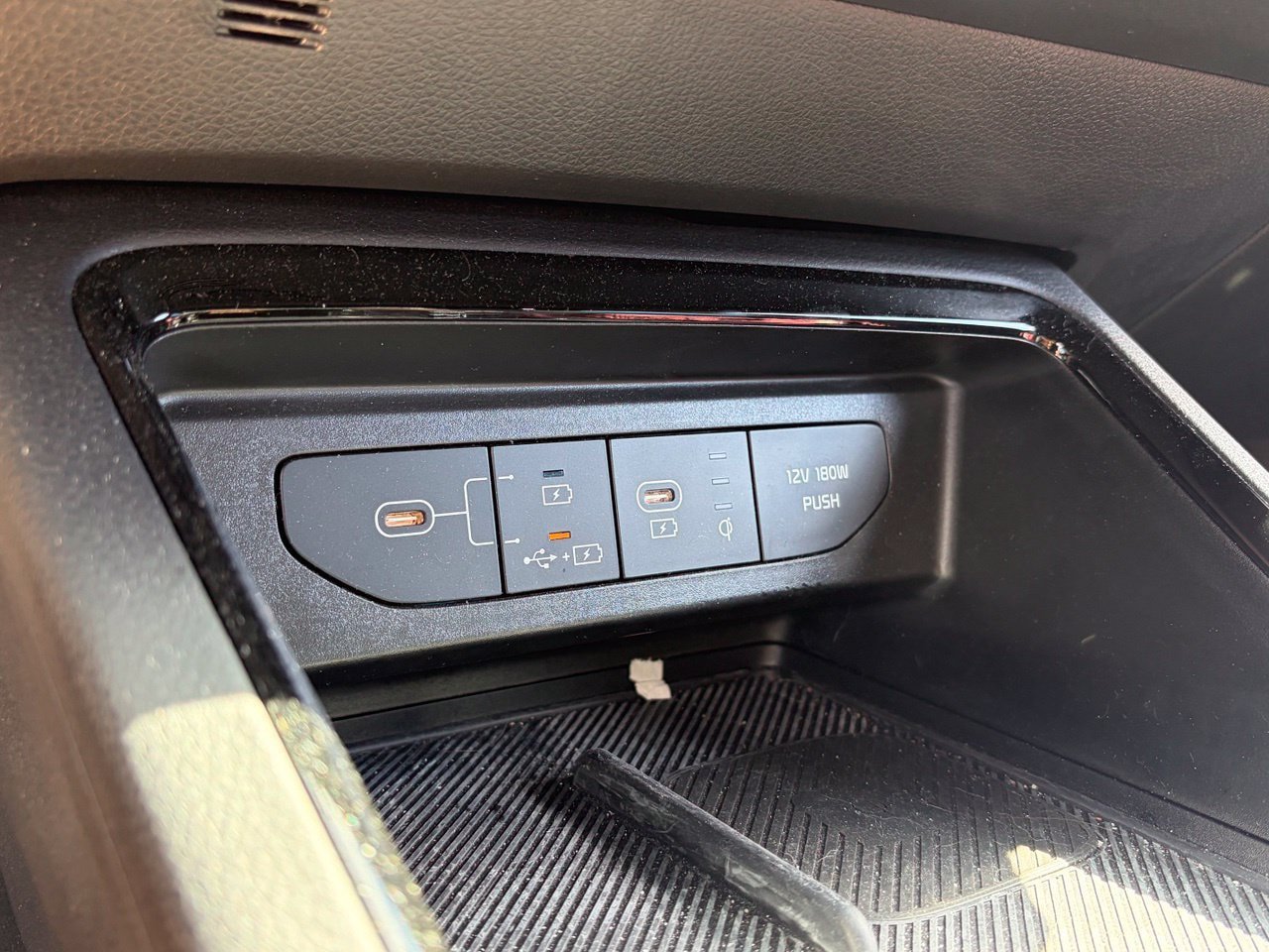Used 2025 Kia K5 GT-Line w/ GT-Line Premium Package FWD image 10