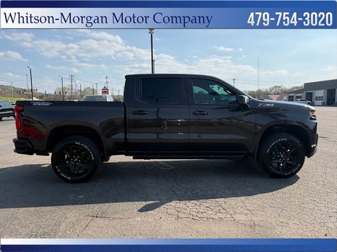 Used 2021 Chevrolet Silverado 1500 LT Trail Boss w/ Convenience Package II image 4