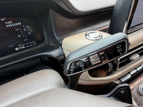 Used 2022 Lincoln Aviator Reserve w/ Elements Package Plus AWD/4WD image 20