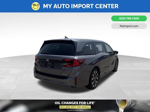 Used 2025 Honda Odyssey Elite image 7