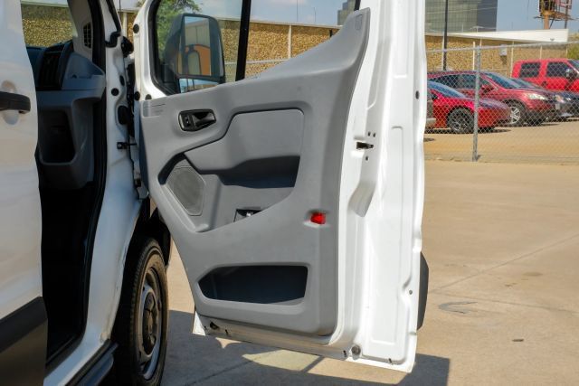 Used 2018 Ford Transit 250 130 Medium Roof RWD image 44
