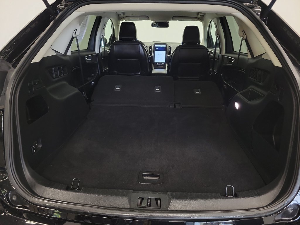 Used 2024 Ford Edge SEL AWD/4WD image 25