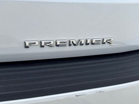 Used 2024 Chevrolet Tahoe Premier image 11