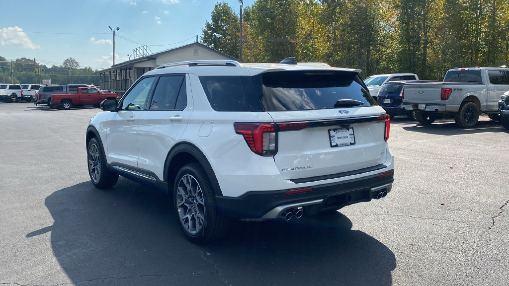 New 2027 Ford Explorer Platinum w/ 3.0L Ultimate Package AWD/4WD image 7