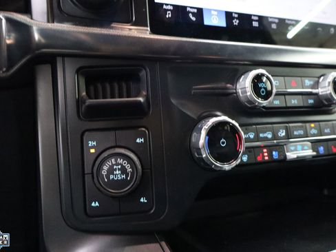 Certified 2025 Ford F150 Lariat w/ Equipment Group 501A Mid image 17