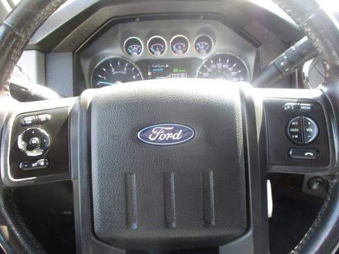 Used 2016 Ford F250 Lariat w/ Lariat Interior Package AWD/4WD image 20