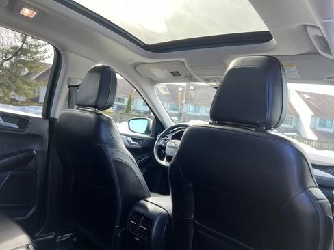 Used 2022 Ford Escape SEL image 33