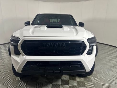 Used 2025 Toyota Tacoma TRD Pro w/ Tow Tech Package AWD/4WD image 2