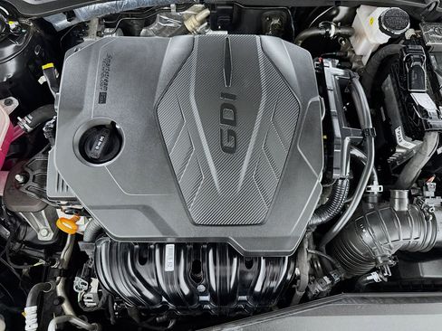Used 2025 Hyundai Sonata SE FWD image 37