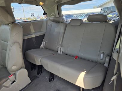 Used 2019 Toyota Sienna XLE