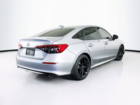Used 2024 Honda Civic Sport image 9