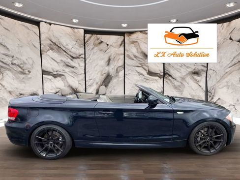 Used 2013 BMW 135i Convertible RWD image 4