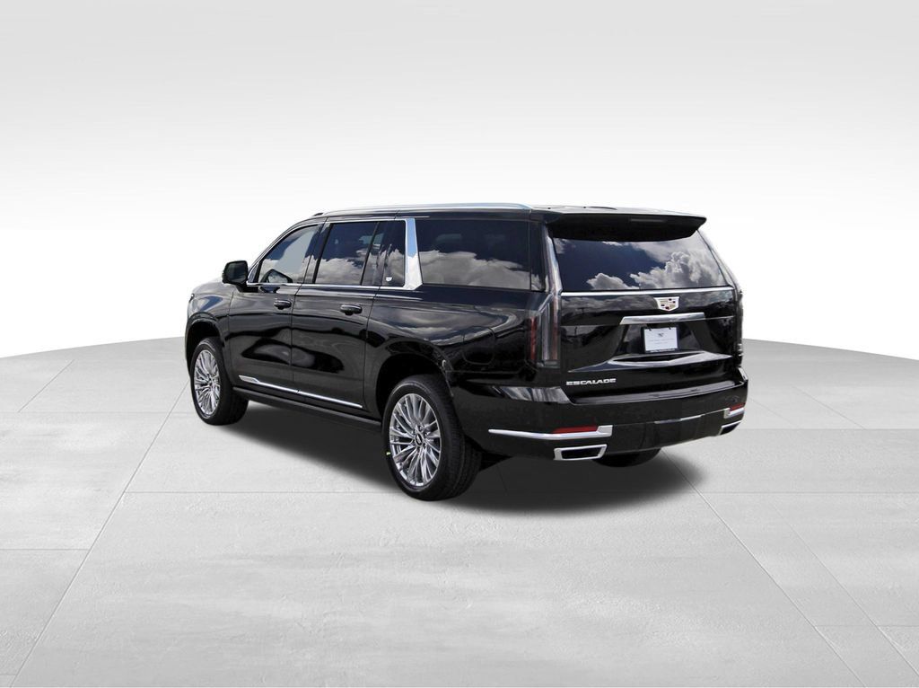 New 2027 Cadillac Escalade ESV Luxury RWD image 3