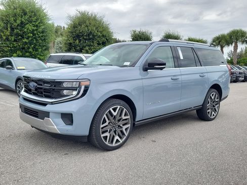 New 2026 Ford Expedition Max Platinum w/ Platinum Ultimate Package AWD/4WD image 4
