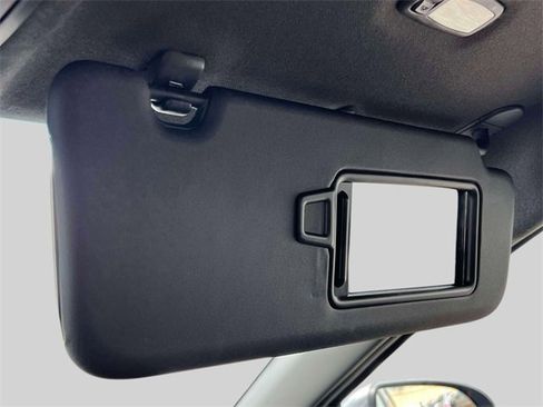 Used 2018 Hyundai Elantra GT Sport image 32