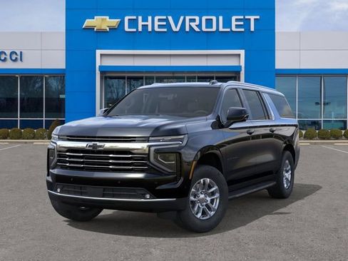 New 2026 Chevrolet Suburban LT w/ Comfort Package AWD/4WD image 6