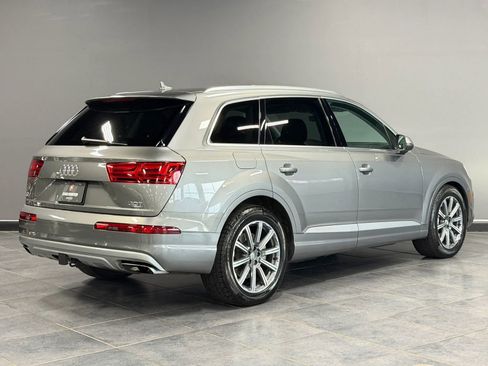 Used 2017 Audi Q7 3.0T Prestige AWD/4WD image 6