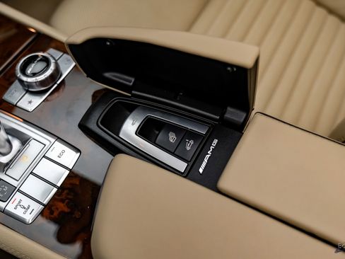 Used 2014 Mercedes-Benz SL 550 image 70