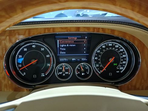 Used 2016 Bentley Flying Spur V8 AWD/4WD image 21
