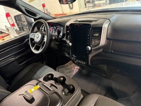 Used 2025 RAM 2500 Big Horn AWD/4WD image 13
