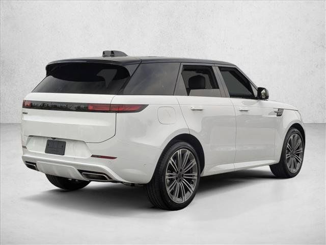 New 2026 Land Rover Range Rover Sport Dynamic SE AWD/4WD image 2