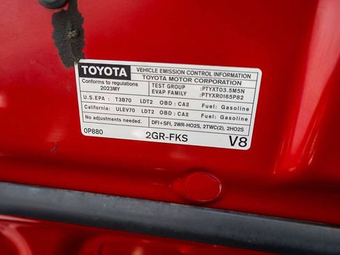 Used 2023 Toyota Tacoma TRD Off-Road w/ Advanced Technology Package image 31