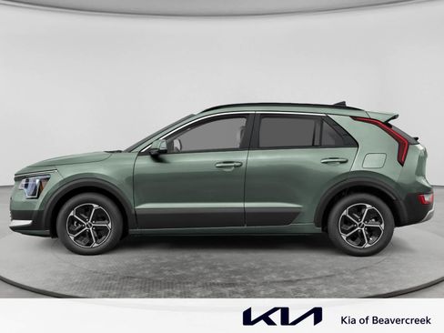 New 2026 Kia Niro EX FWD image 3