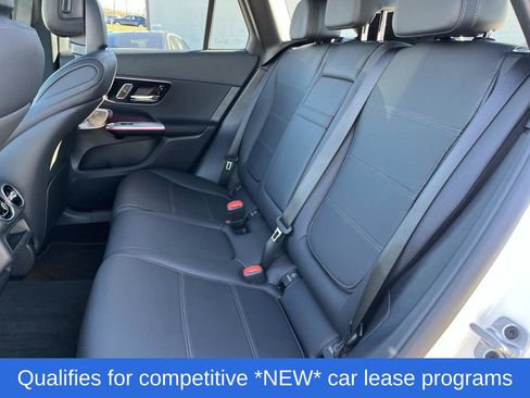Used 2026 Mercedes-Benz GLC 300 GLC 300 image 16