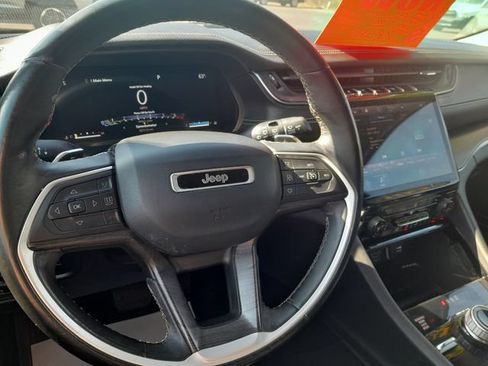 Used 2021 Jeep Grand Cherokee L Limited AWD/4WD image 11