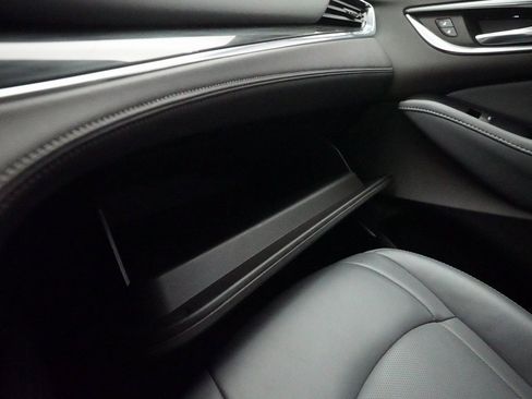 Used 2023 Buick Enclave Essence image 30