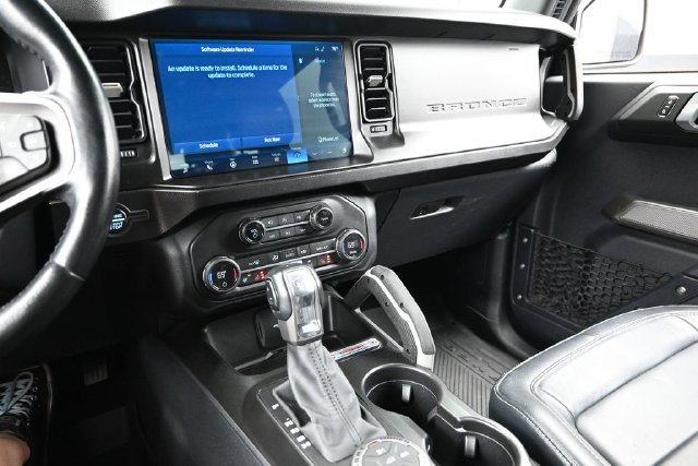 Used 2021 Ford Bronco First Edition AWD/4WD image 37
