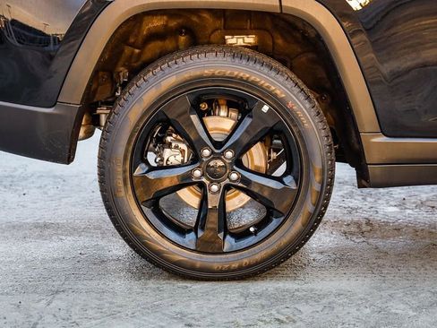New 2026 Jeep Grand Cherokee Limited AWD/4WD image 12