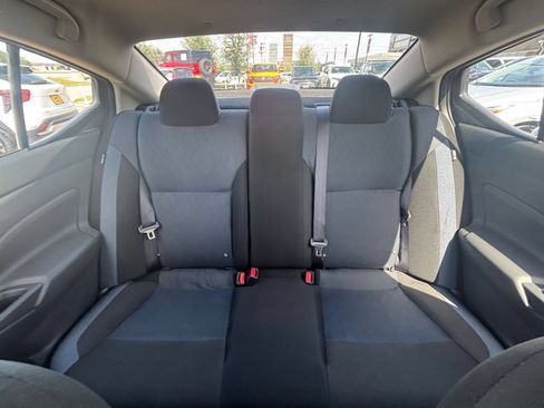 Used 2025 Nissan Versa SV FWD image 35