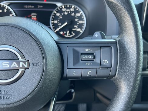 Certified 2025 Nissan Pathfinder S image 11