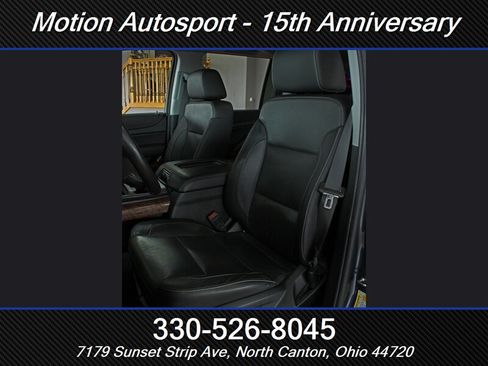 Used 2019 Chevrolet Suburban Premier w/ RST 6.2L Performance Edition AWD/4WD image 32