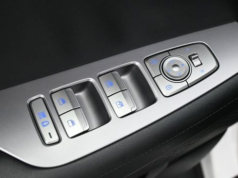Used 2024 Hyundai Palisade SEL FWD image 4