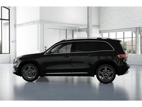 Certified 2026 Mercedes-Benz GLB 250 image 32